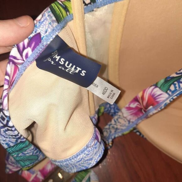 Swimsuits For All Floral Swim Top - Picture 4 of 5